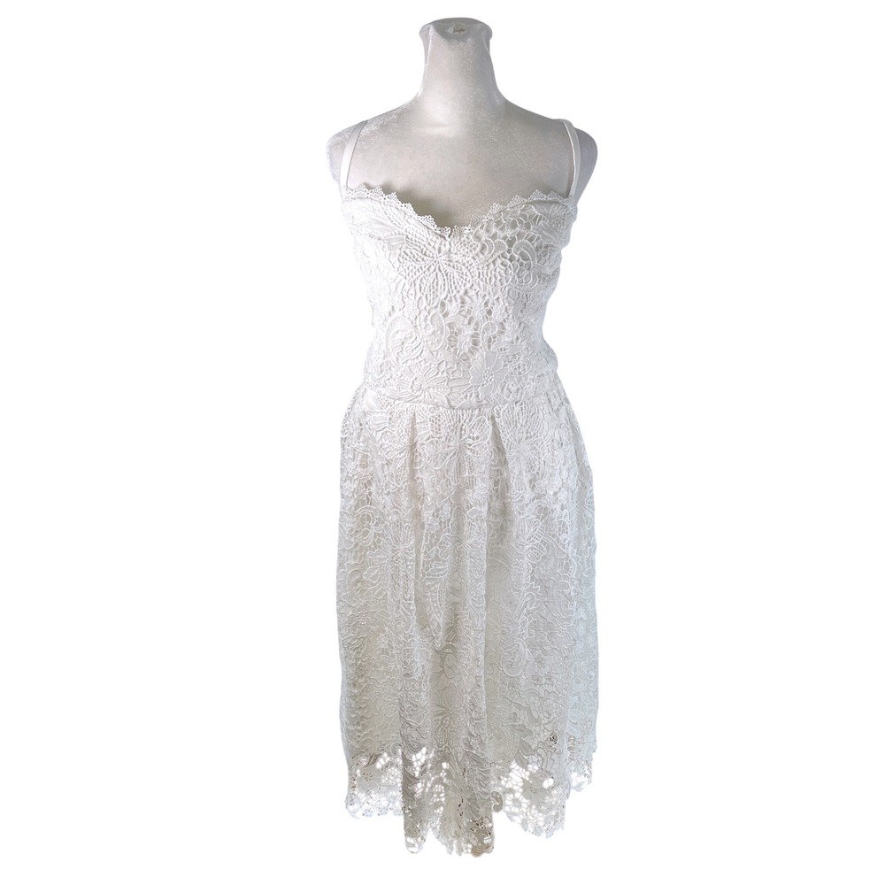 City Chic 'Scarlet' Lace Dress White XS 14 Floral Scalloped Midi Sweetheart New